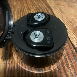 Louis Vuitton ear buds and case